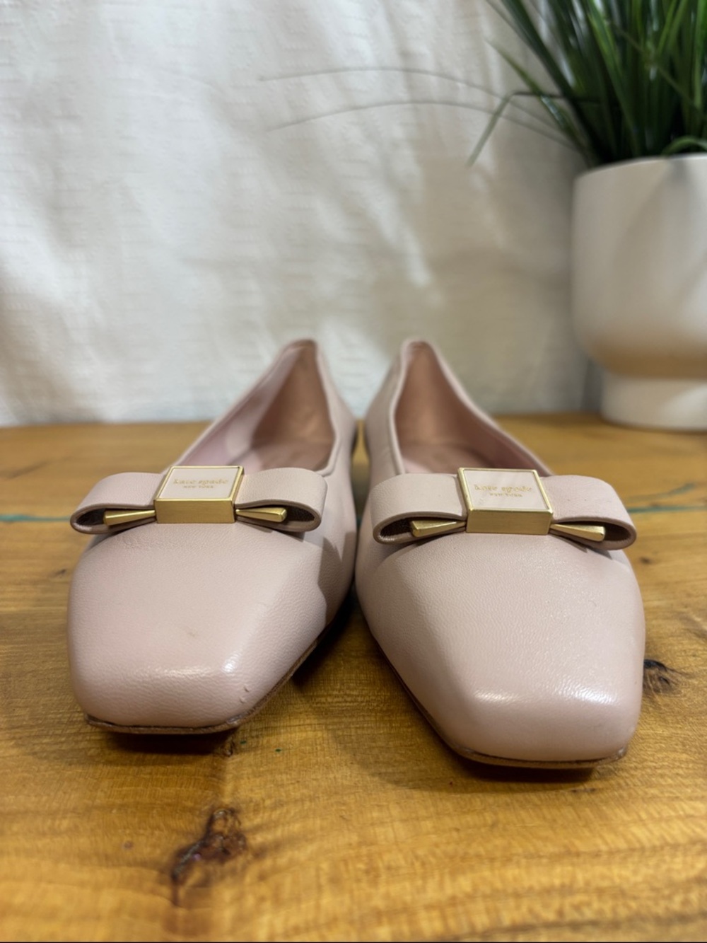 Kate Spade New York Bowdie Ballet pale pink Leather Feminine Chic 9.5 - Picture 3 of 8
